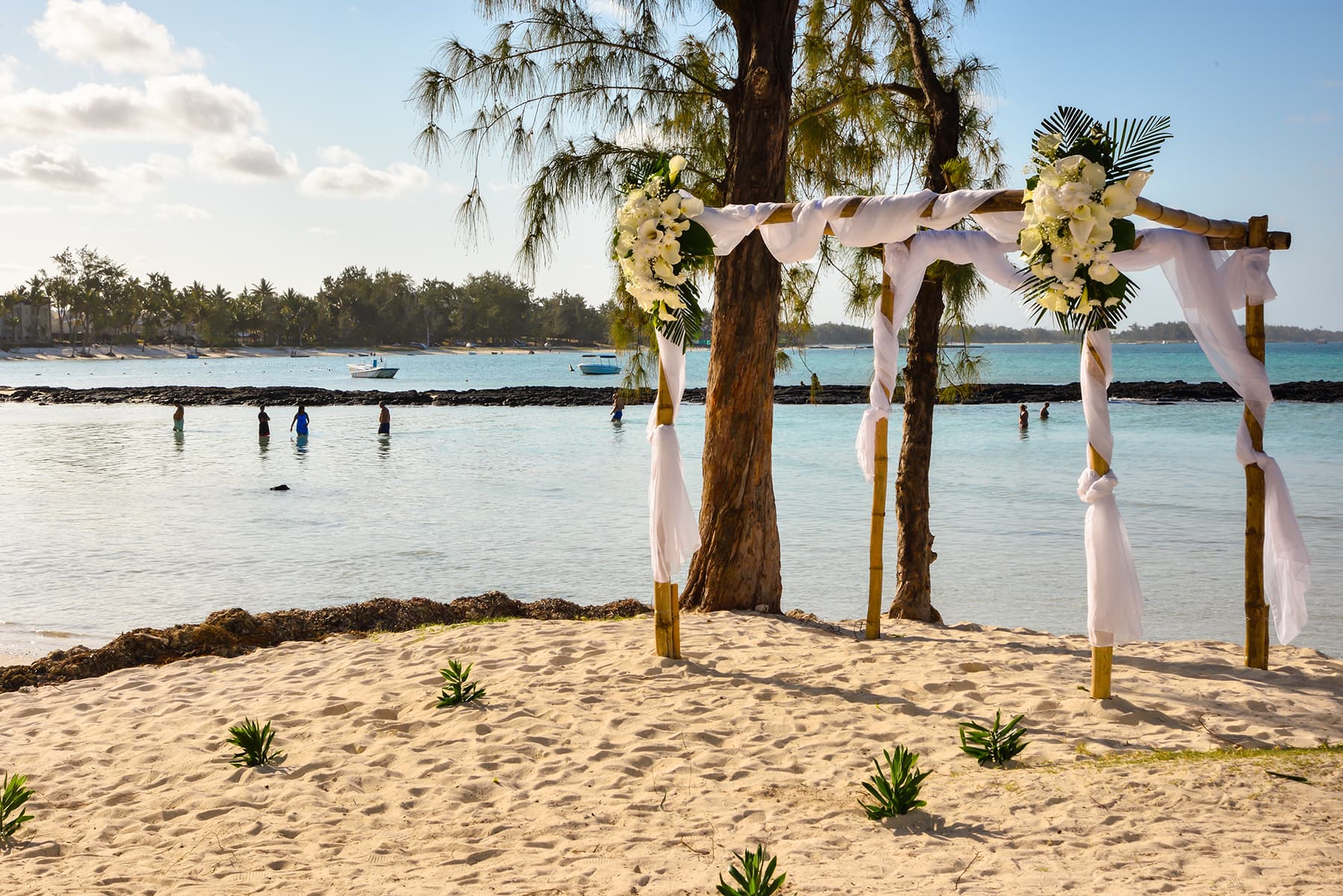 Le Calendrier Idéal pour Organiser Votre Mariage à Maurice : Mois par Mois, de J-18 à Jour J